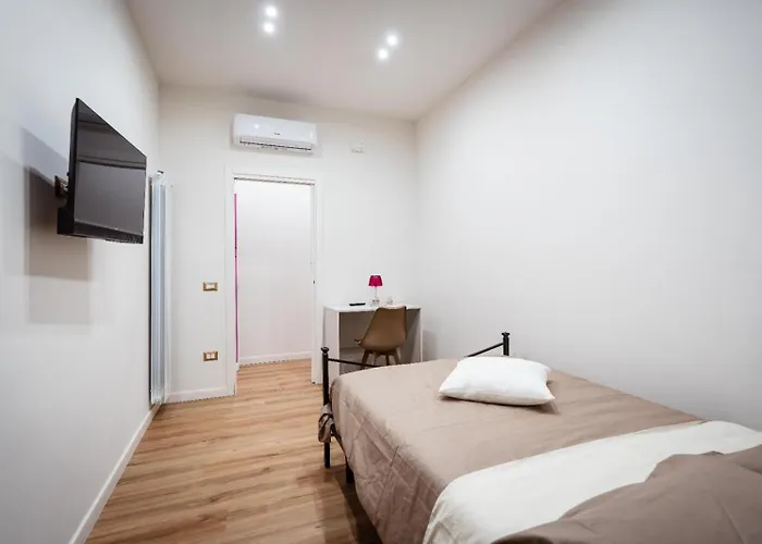 Mar House & Suites Guest House